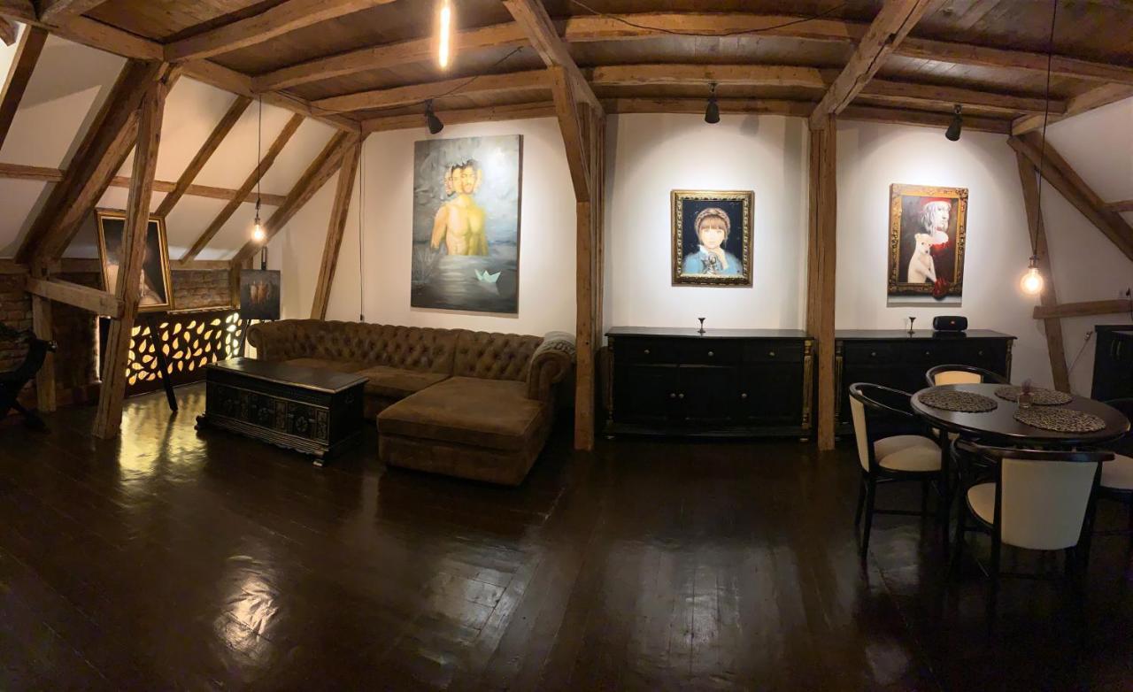 Gallery Loft Piatra Neamţ Екстериор снимка